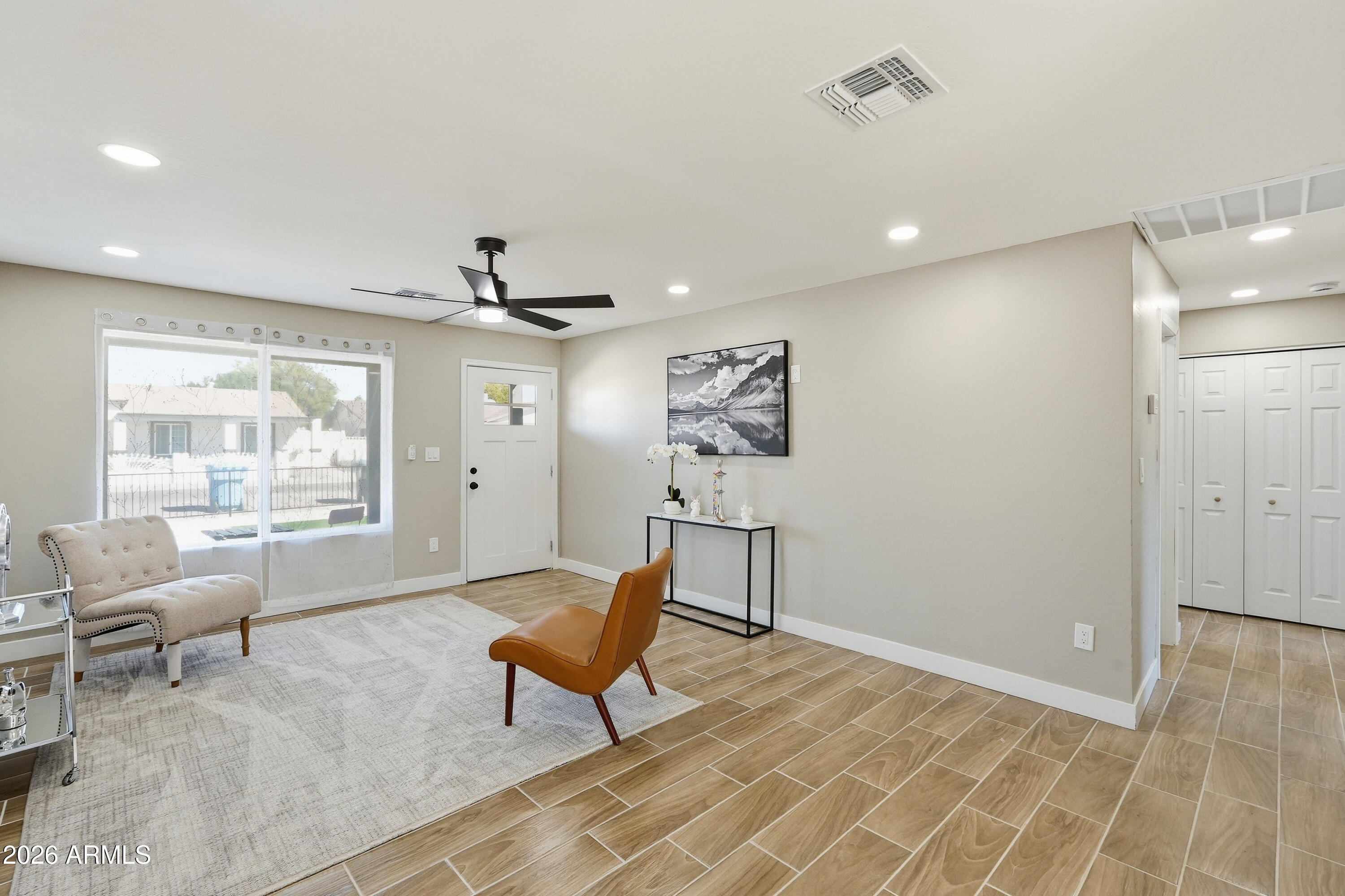 4929 West Berkeley Road Phoenix, AZ 85035 - Photo 6 of 35 006_ListerPros