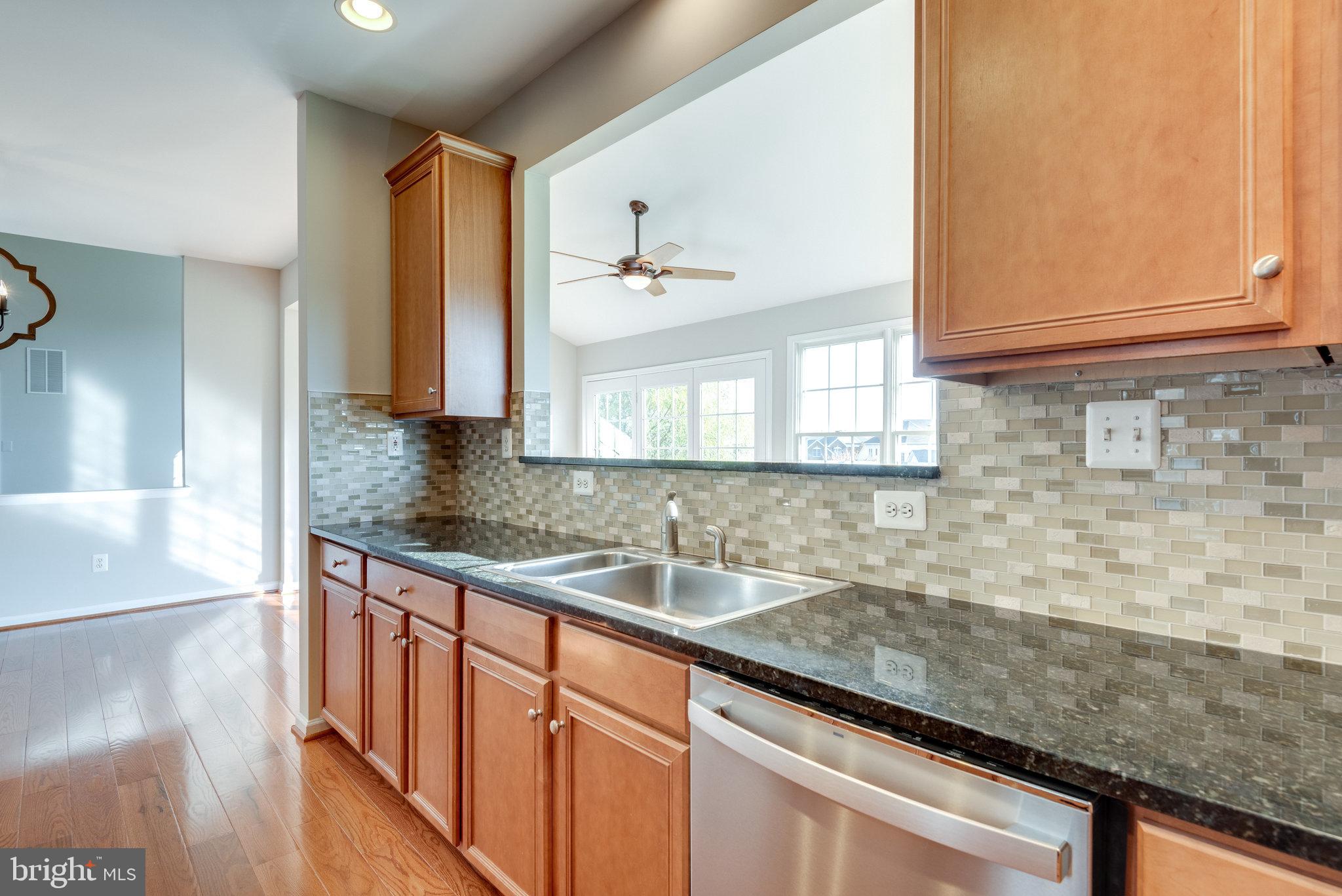 43549 Lucketts Bridge Circle Ashburn, VA 20148 - Photo 30 of 88