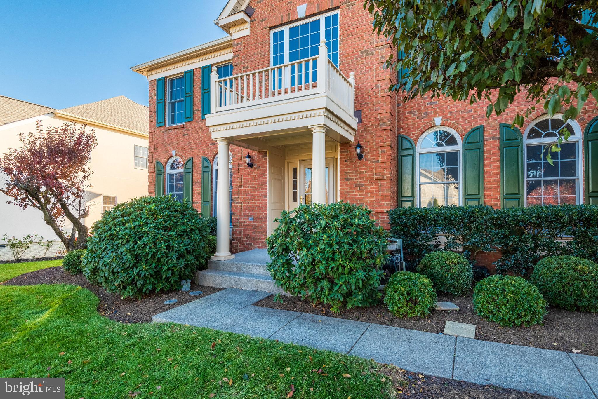 43549 Lucketts Bridge Circle Ashburn, VA 20148 - Photo 5 of 88