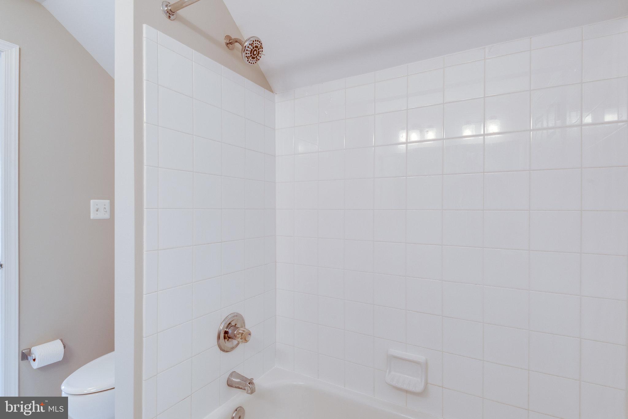 43549 Lucketts Bridge Circle Ashburn, VA 20148 - Photo 49 of 88