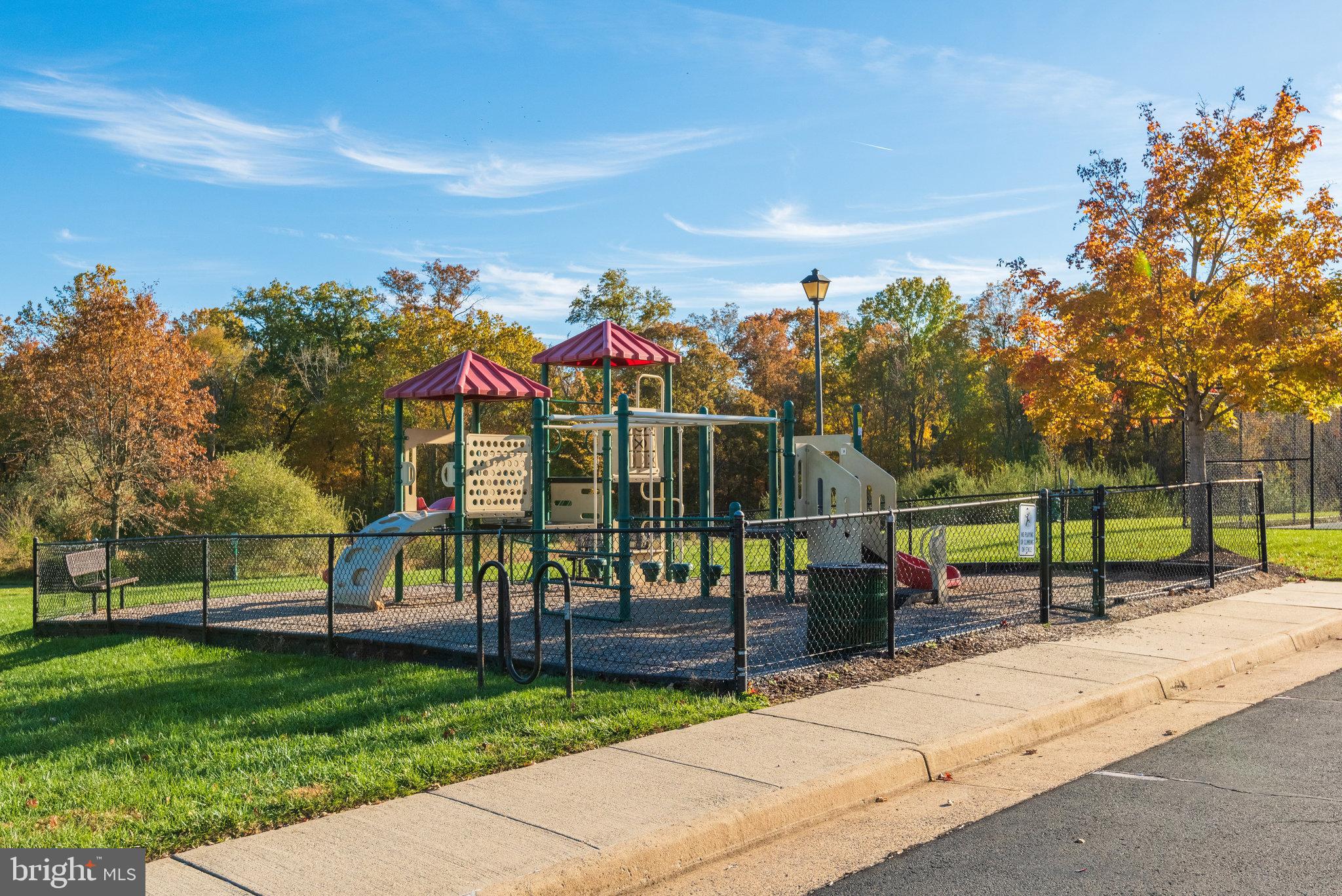 43549 Lucketts Bridge Circle Ashburn, VA 20148 - Photo 84 of 88