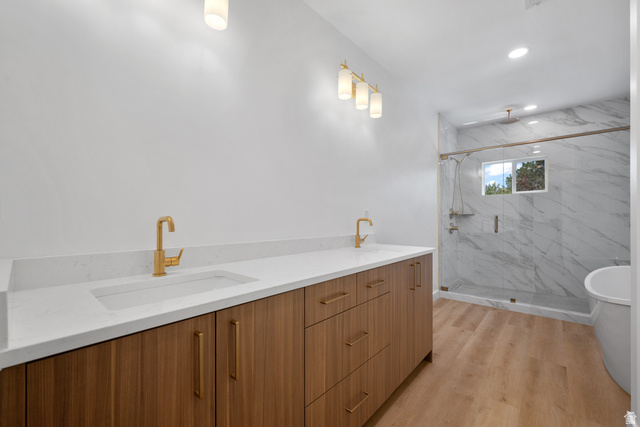7238 South 525 East Midvale, UT 84047 - Photo 12 of 29 Bathroom