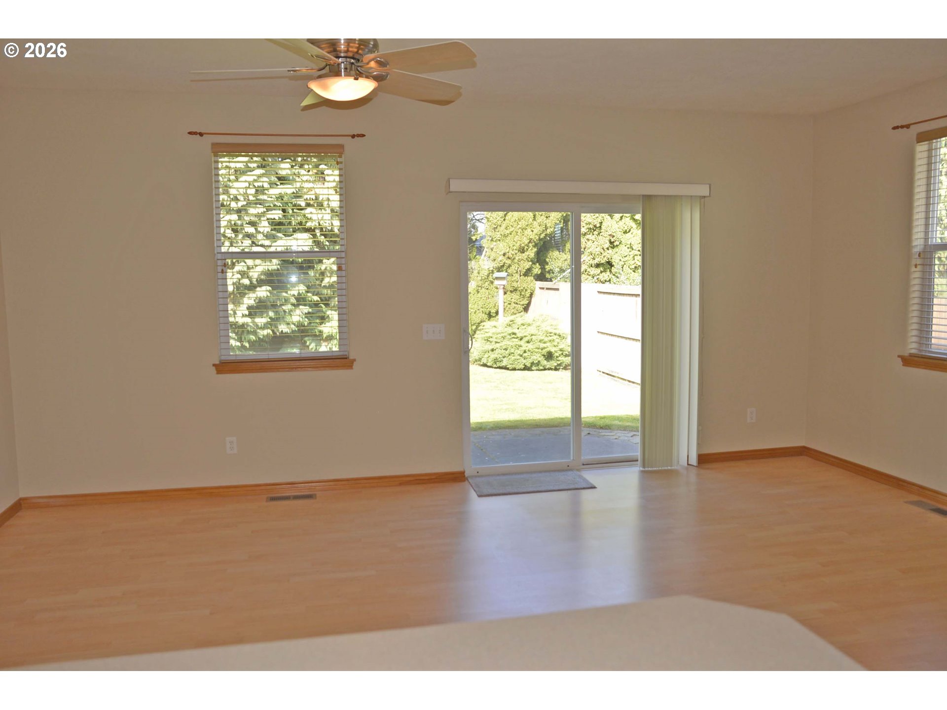 814 Henderson Road Hood River, OR 97031 - Photo 11 of 27