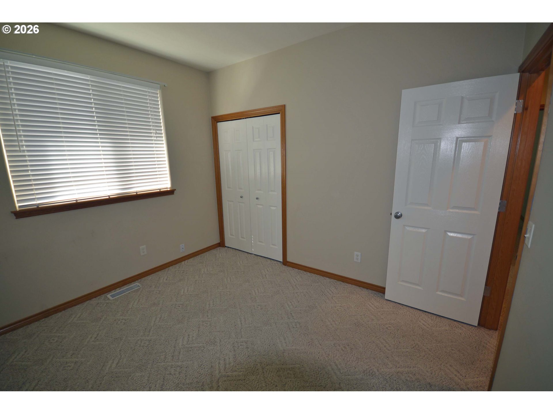 814 Henderson Road Hood River, OR 97031 - Photo 14 of 27