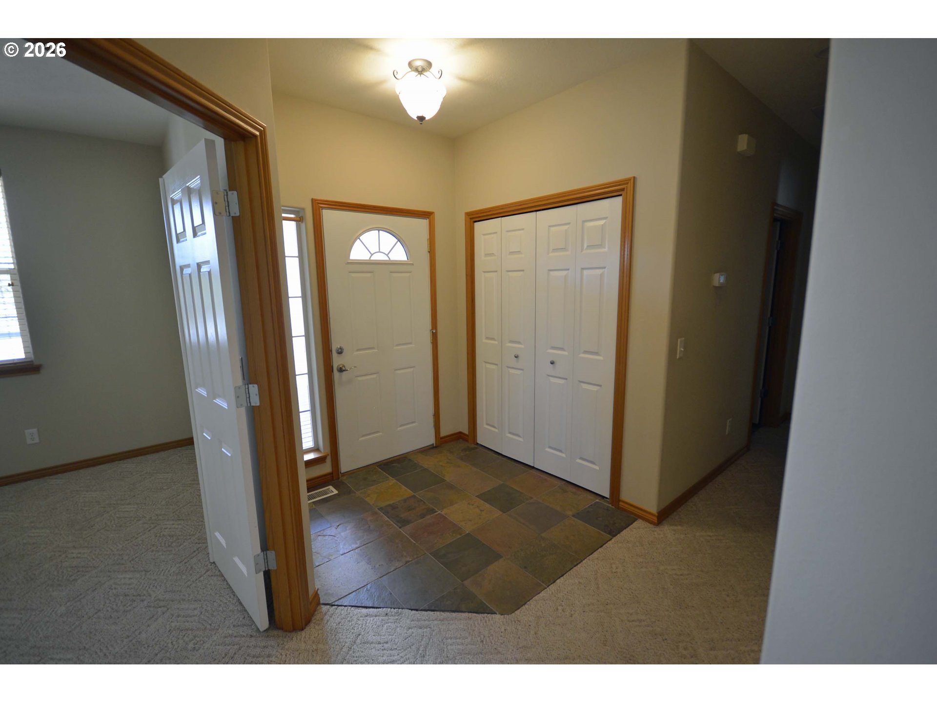 814 Henderson Road Hood River, OR 97031 - Photo 15 of 27