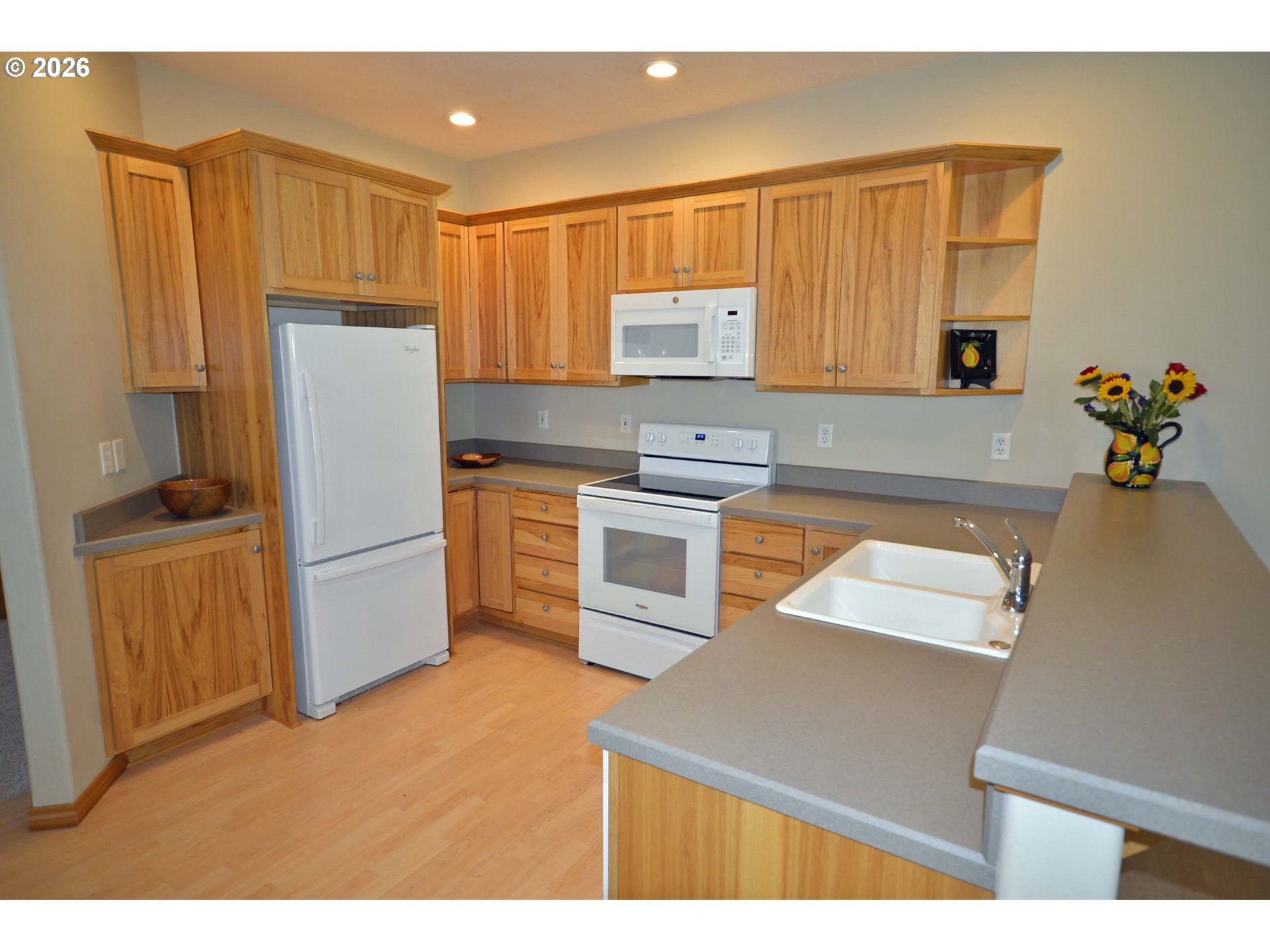 814 Henderson Road Hood River, OR 97031 - Photo 18 of 27