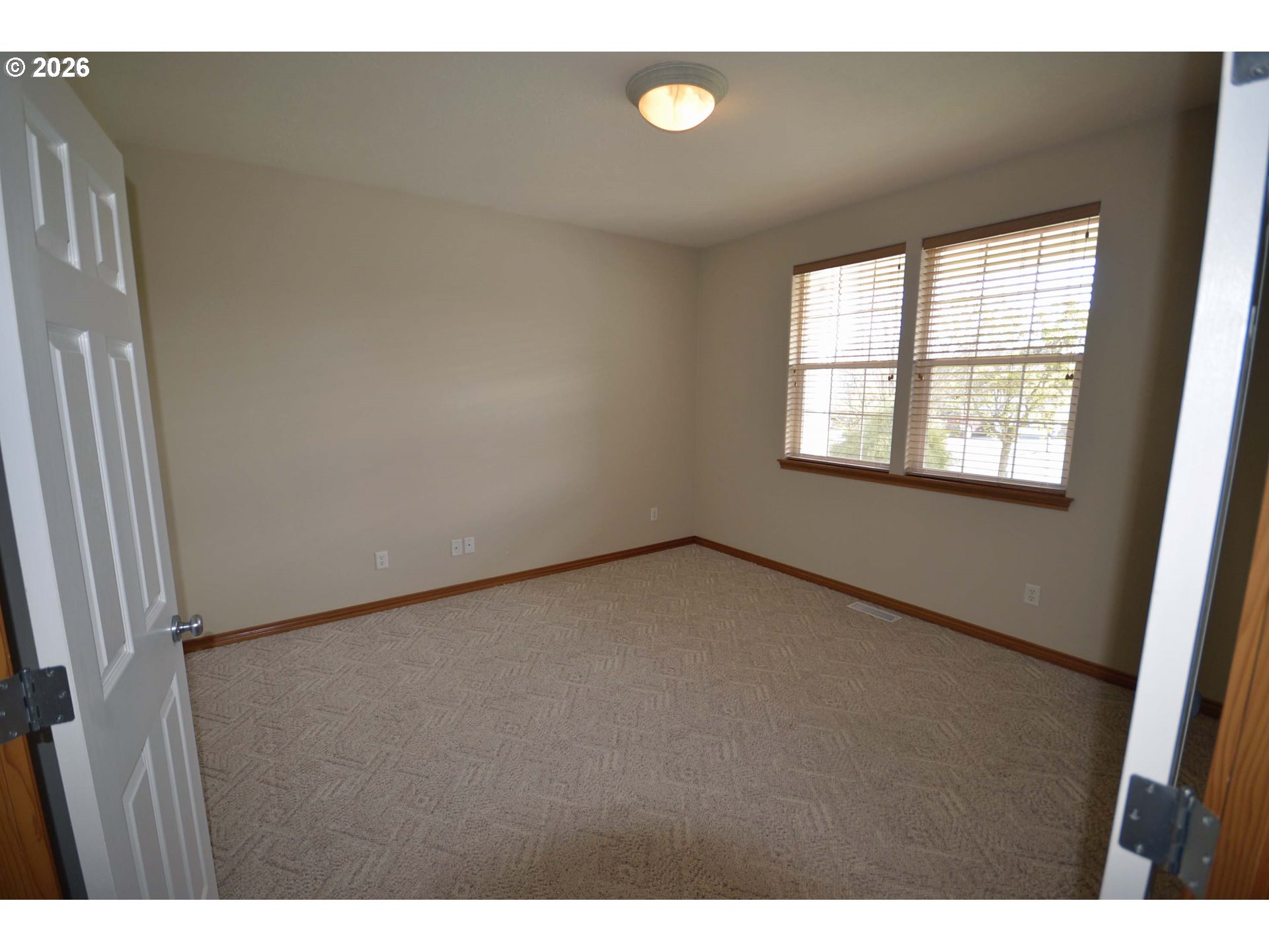 814 Henderson Road Hood River, OR 97031 - Photo 21 of 27