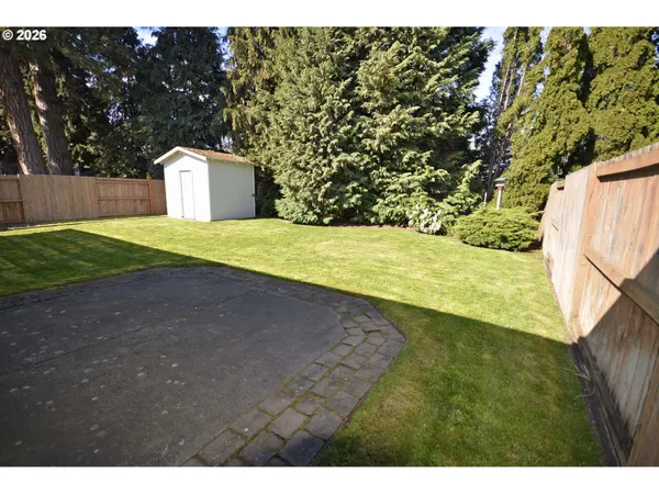 $715,000 | 814 Henderson Road, Hood River, OR 97031