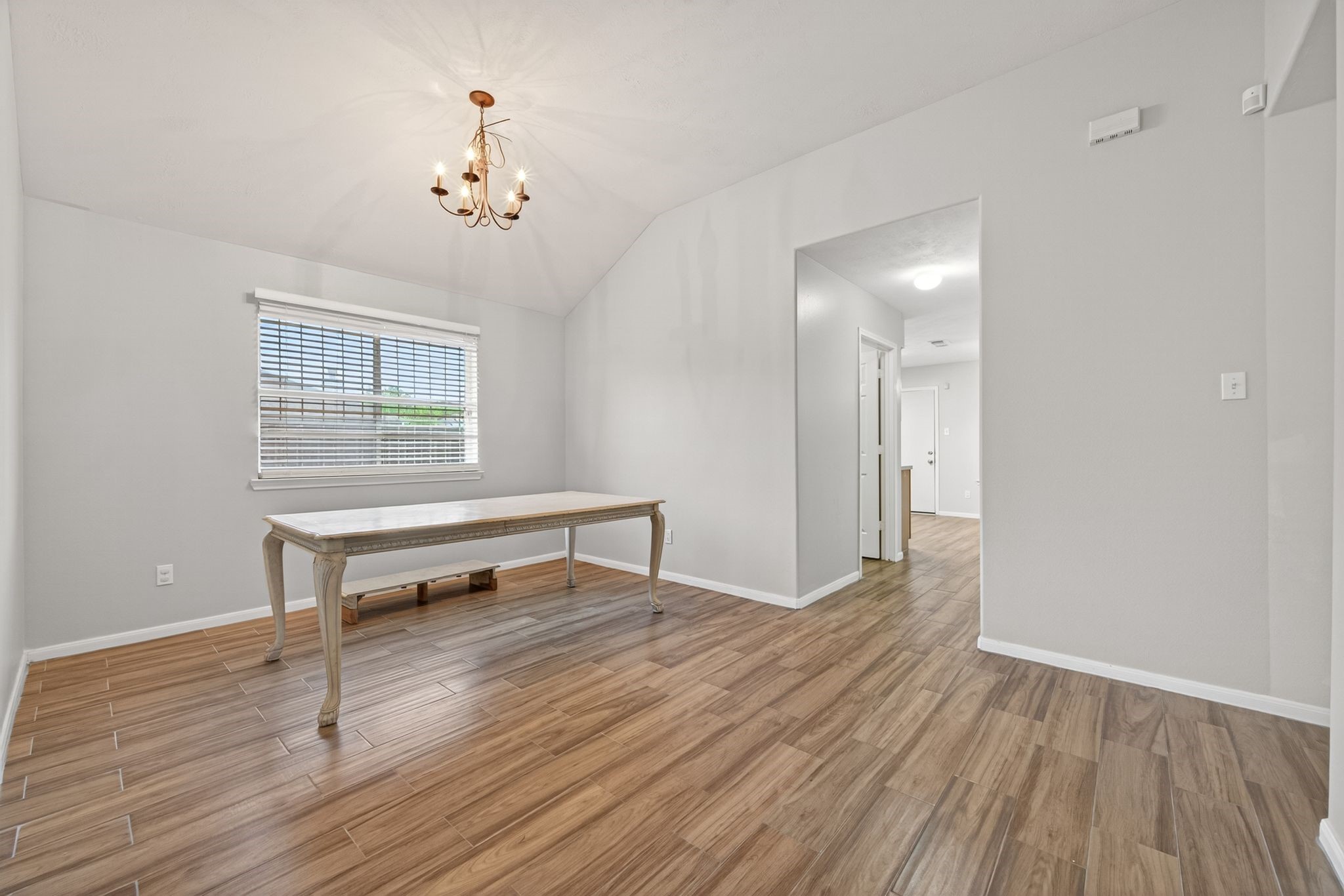 13723 Audra Lane Houston, TX 77083 - Photo 8 of 41