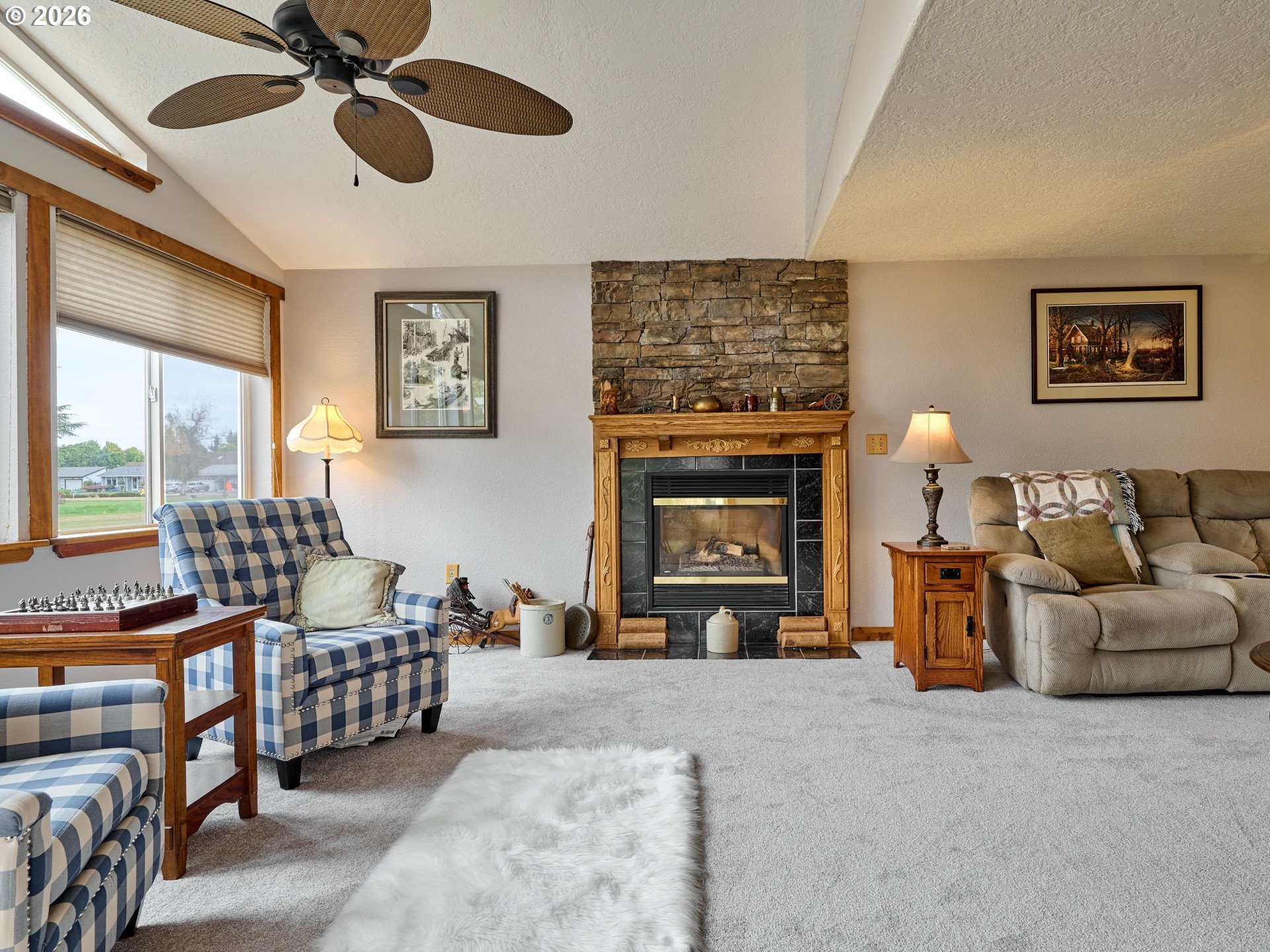 1090 Randolph Road Woodburn, OR 97071 - Photo 8 of 43 Gallery Image 8
