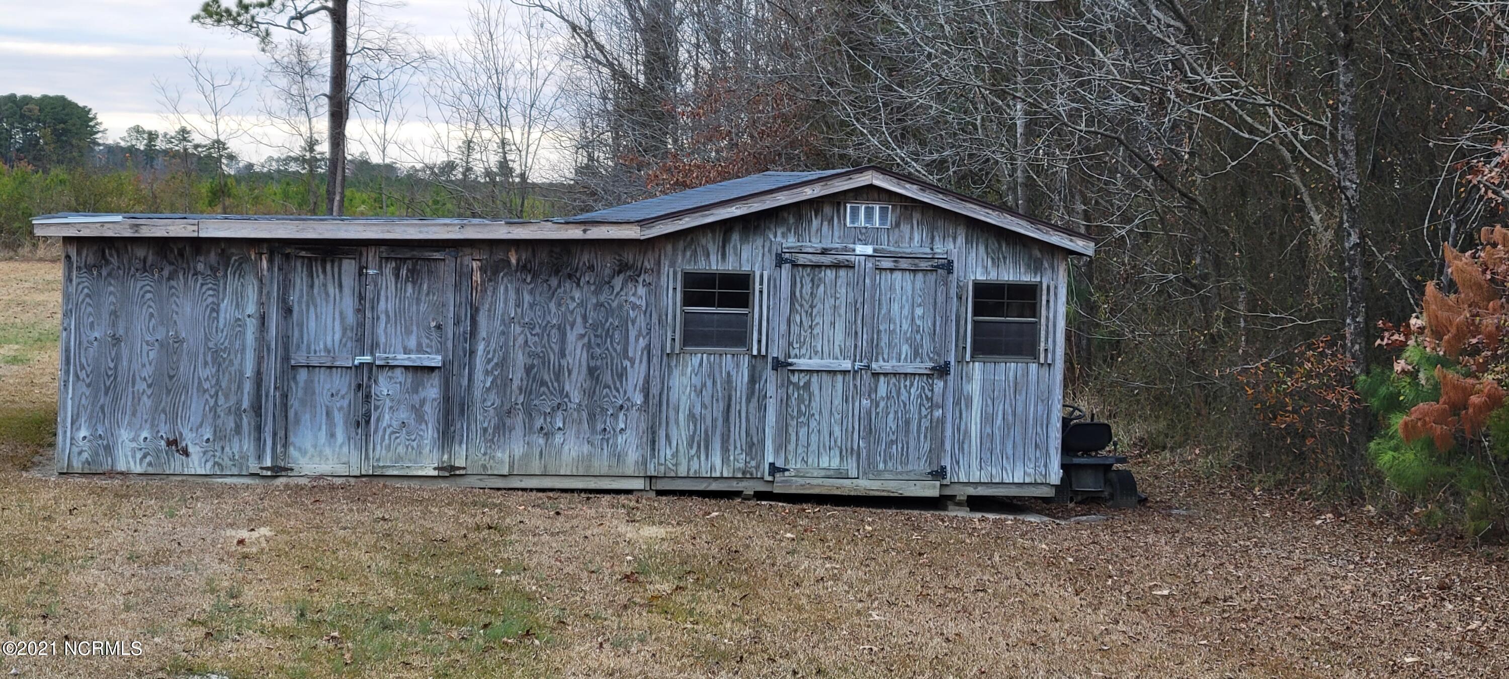 6170 Cherry Run Road Washington, NC 27889 - Photo 6 of 44 WORKSHOP/SHED/STORAGE BUILDING