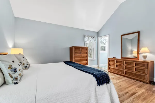 $999,500 | 219 Pheasant Hill Circle, Cotuit, MA 02635