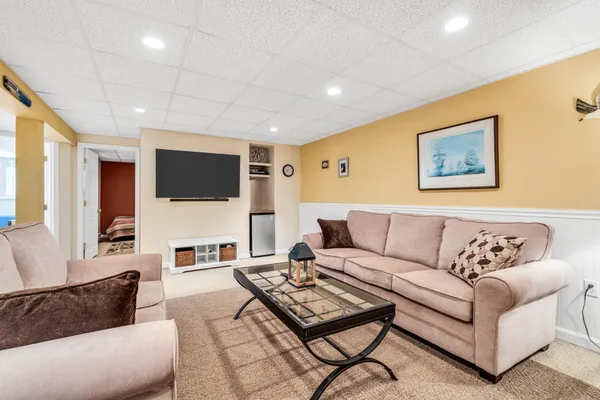 $999,500 | 219 Pheasant Hill Circle, Cotuit, MA 02635