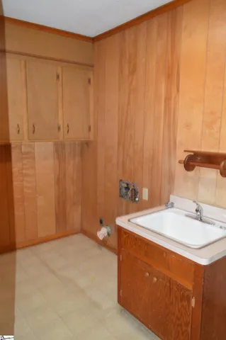 $1,950 | 2462 East Blackstock Road, Roebuck, SC 29376