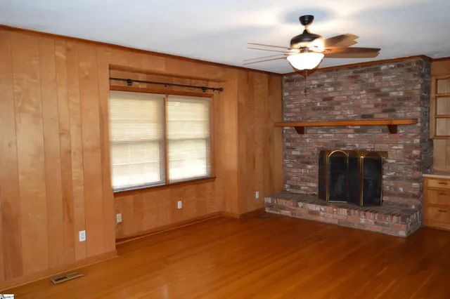 $1,950 | 2462 East Blackstock Road, Roebuck, SC 29376