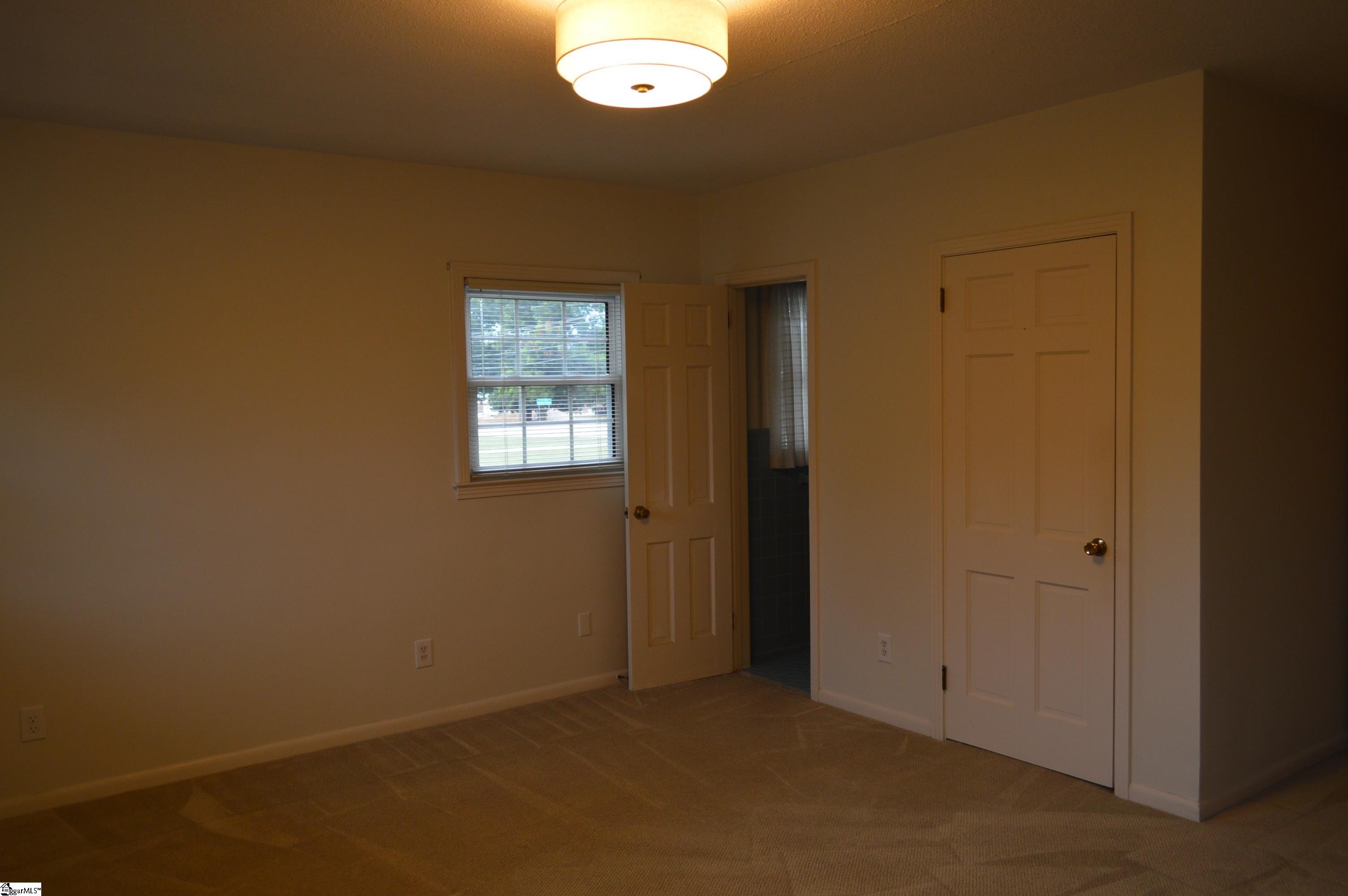 2462 East Blackstock Road Roebuck, SC 29376 - Photo 8 of 23