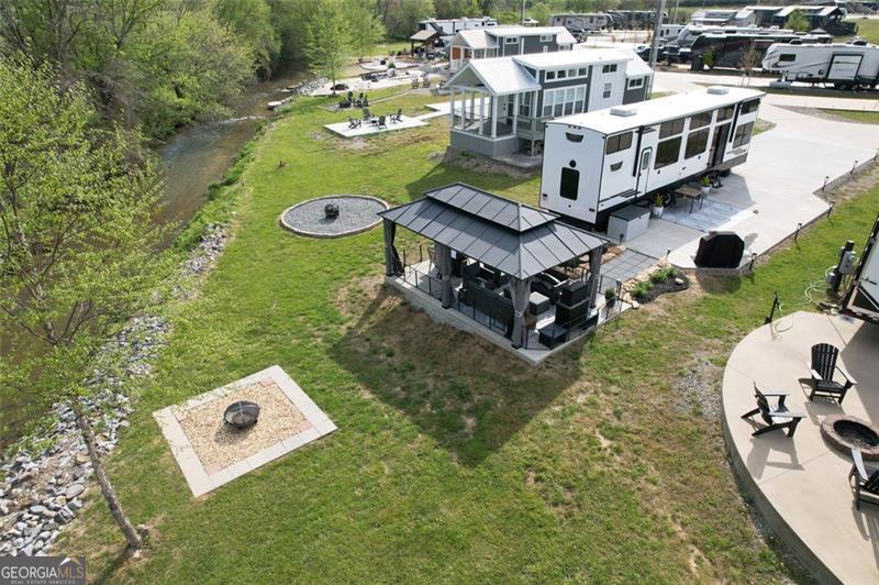 121 Mountain Meadows Morganton, GA 30560 - Photo 14 of 28 a picture of city view with sitting space