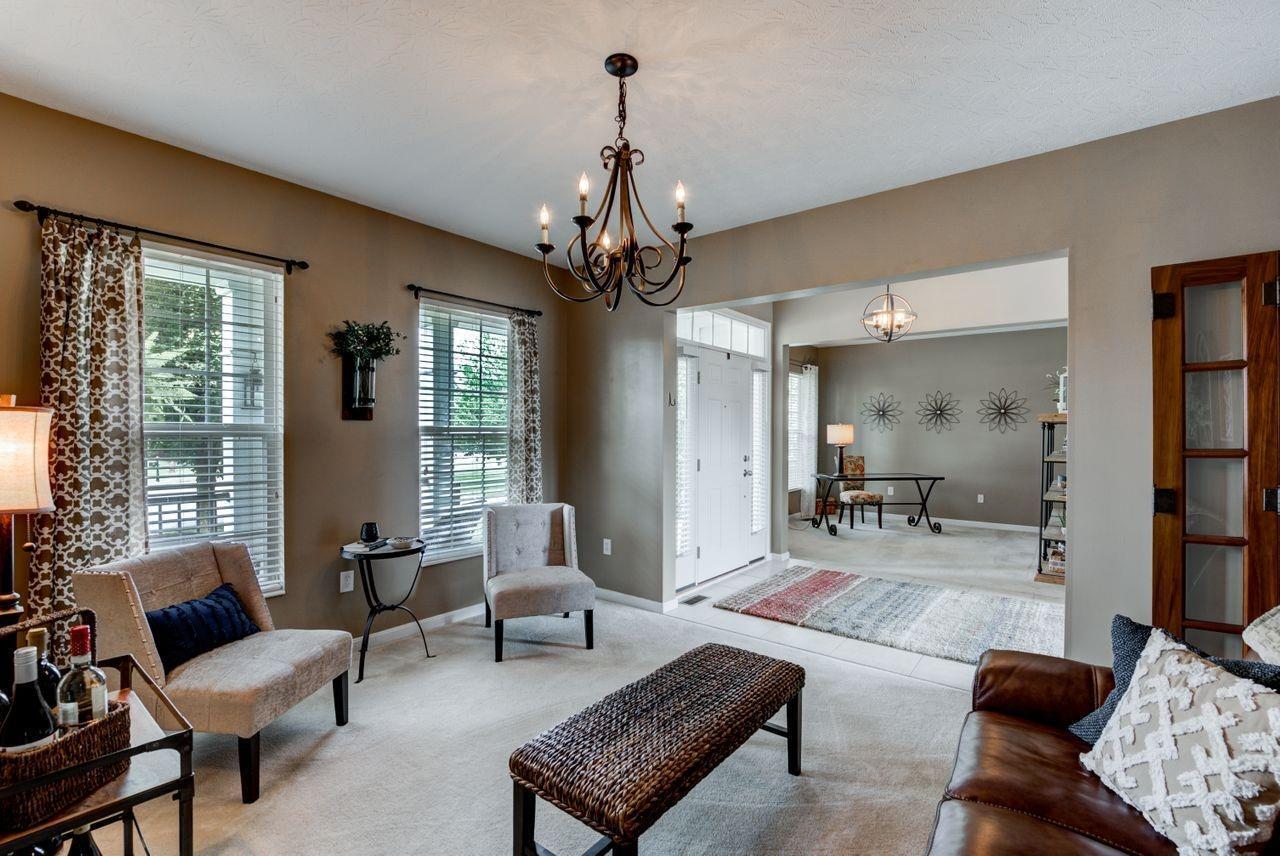 650 Hyacinth Road Cincinnati, OH 45245 - Photo 4 of 40 Gallery Image 4