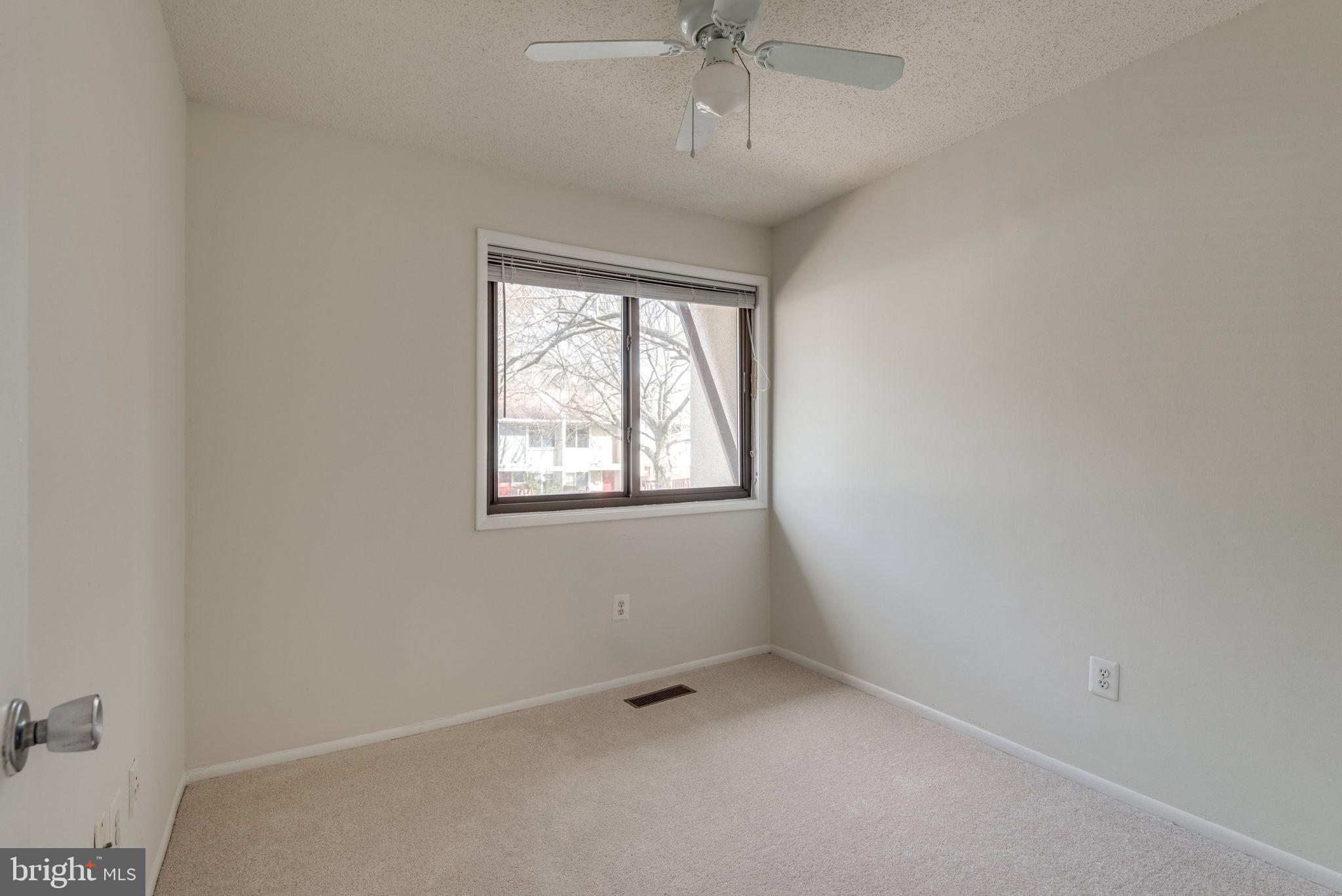 2364 Southgate Square Reston, VA 20191 - Photo 17 of 30 Bedroom