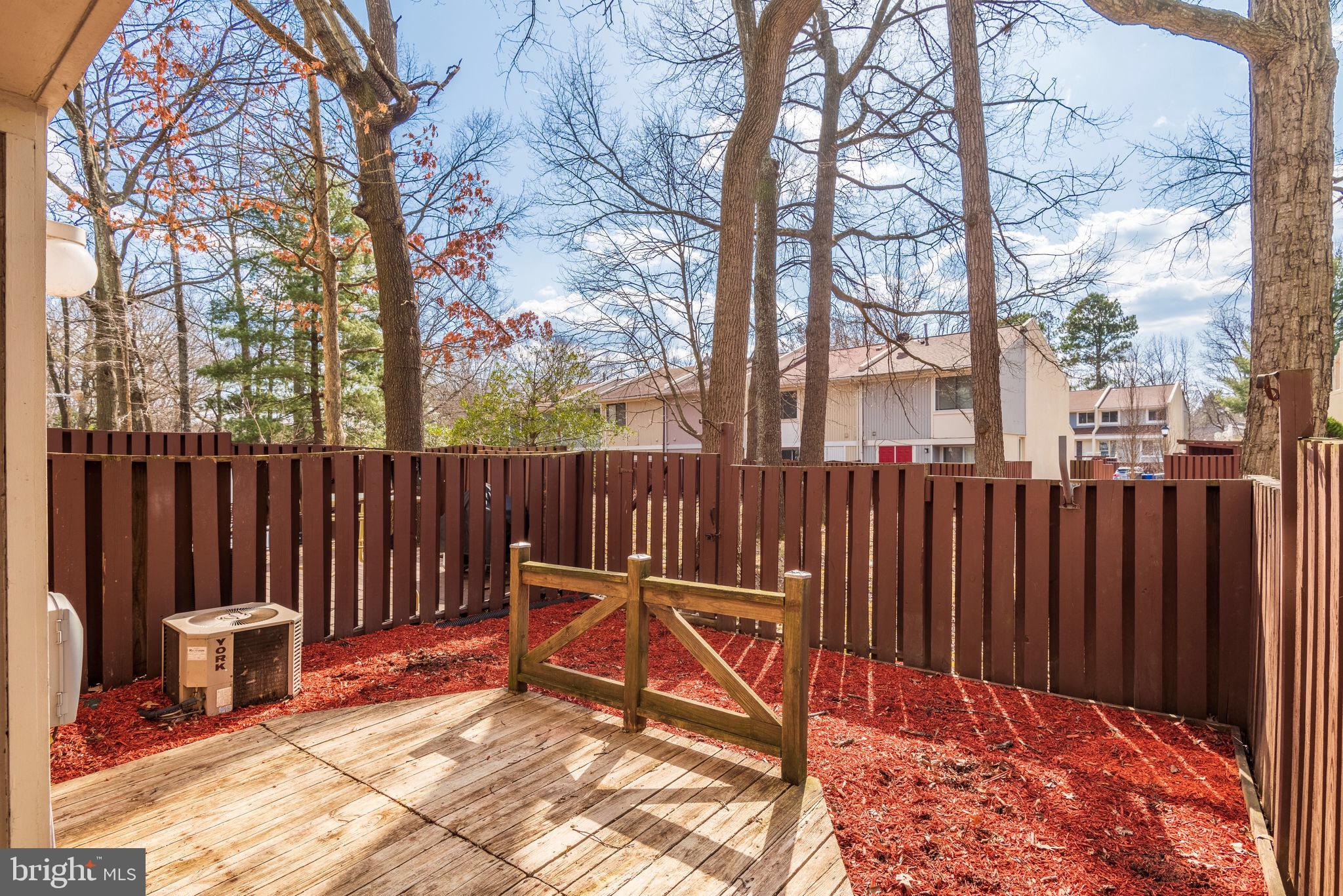 2364 Southgate Square Reston, VA 20191 - Photo 27 of 30 Fully fenced-in Backyard