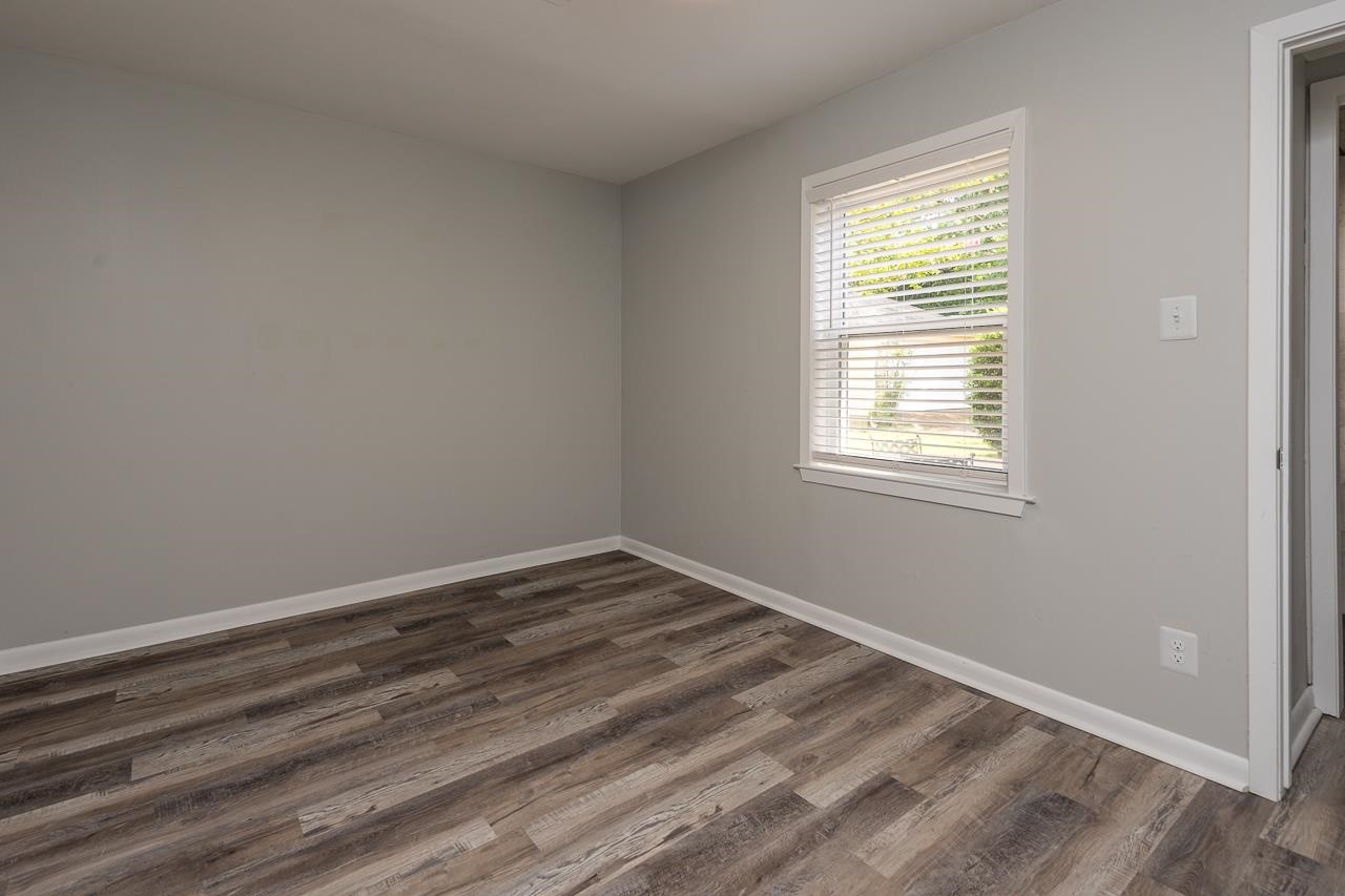 3620 Oak Road Bartlett, TN 38135 - Photo 21 of 28 Office/flex room/nursery