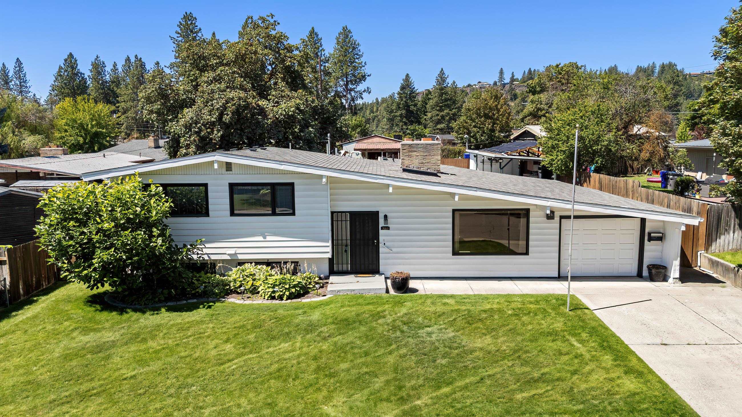 7017 North Post Street Spokane, WA 99208 - Photo 1 of 50 Gallery Image 1