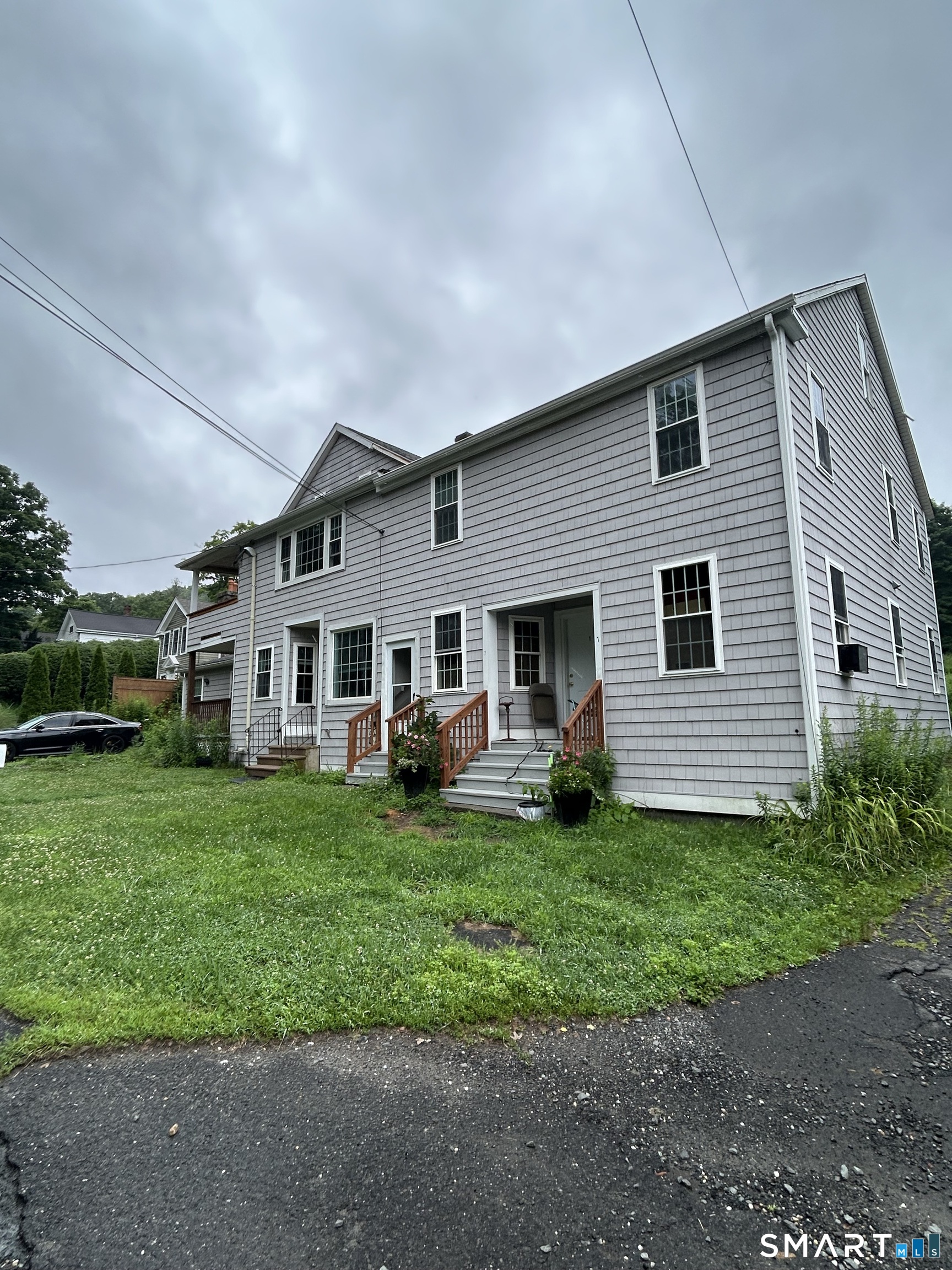 4-2 Weekeepeemee Road, Unit 2 Woodbury, CT 06798 - Photo 2 of 16