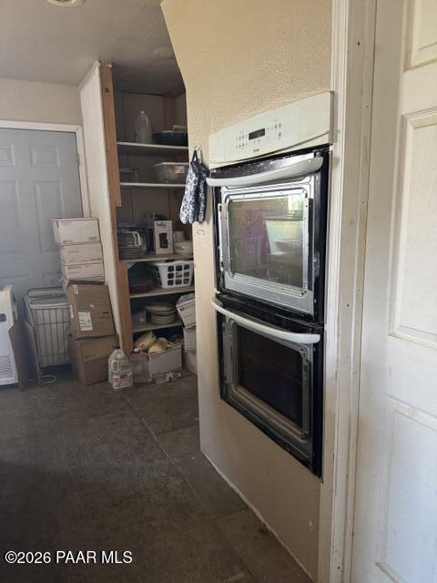 3800 West Rocky Road Paulden, AZ 86334 - Photo 6 of 25 Kitchen 3