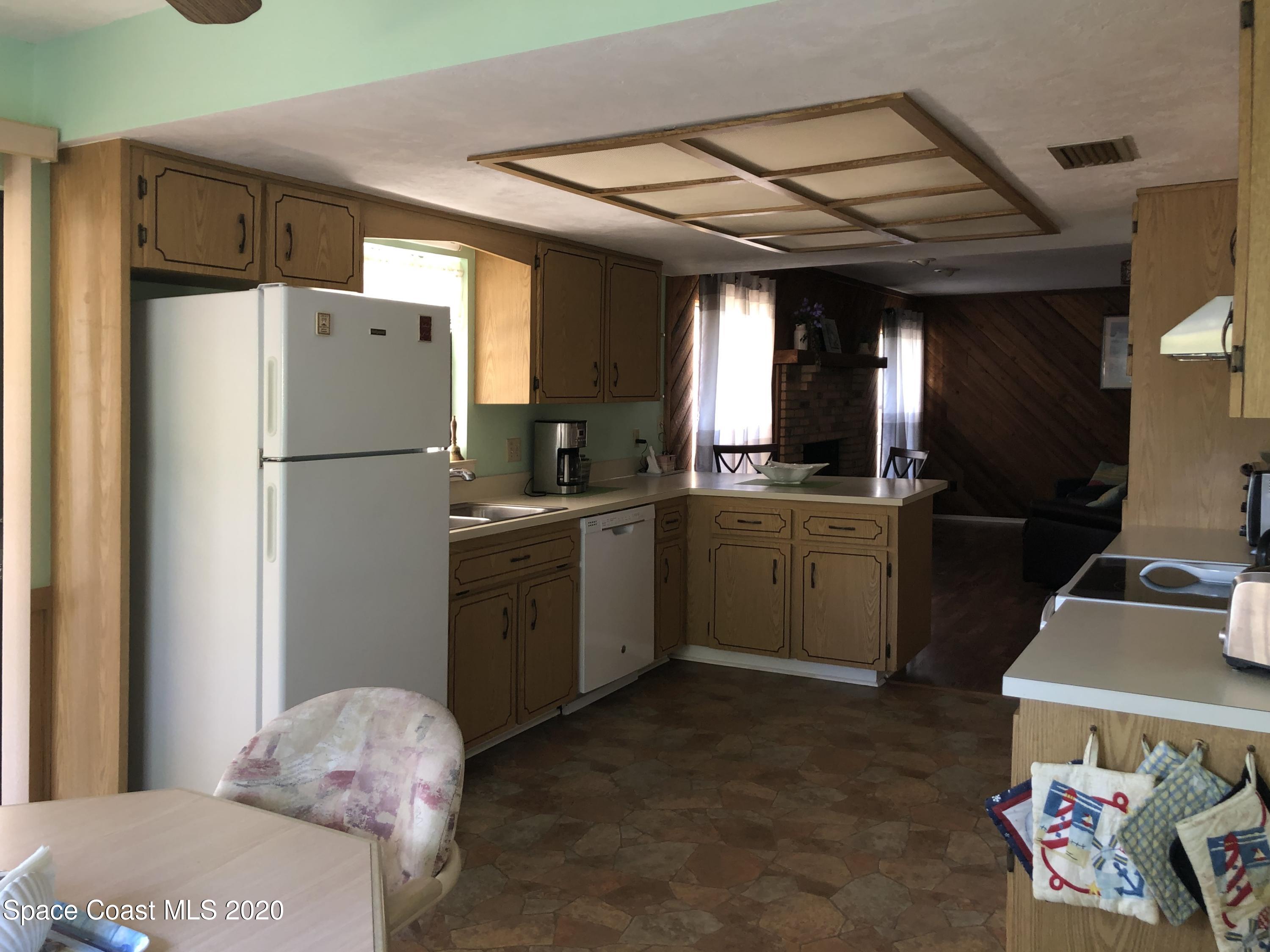 3627 Canal Road Edgewater, FL 32141 - Photo 17 of 33 19-Kitchen 1