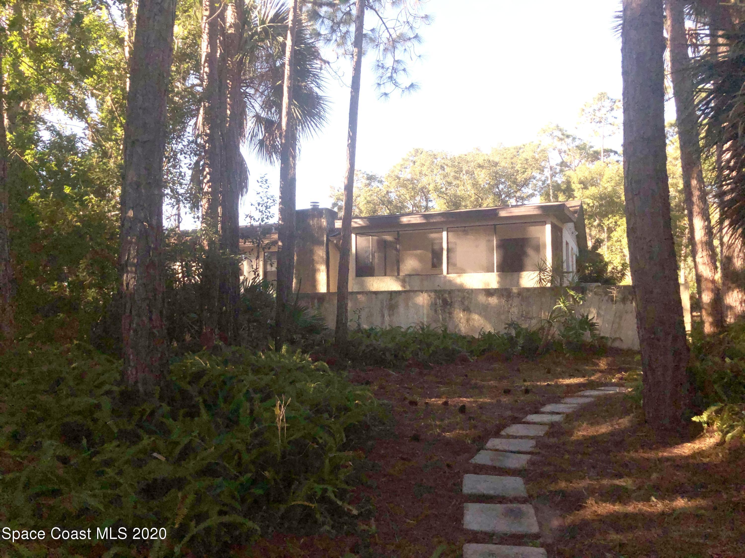 3627 Canal Road Edgewater, FL 32141 - Photo 4 of 33 4-View of the back