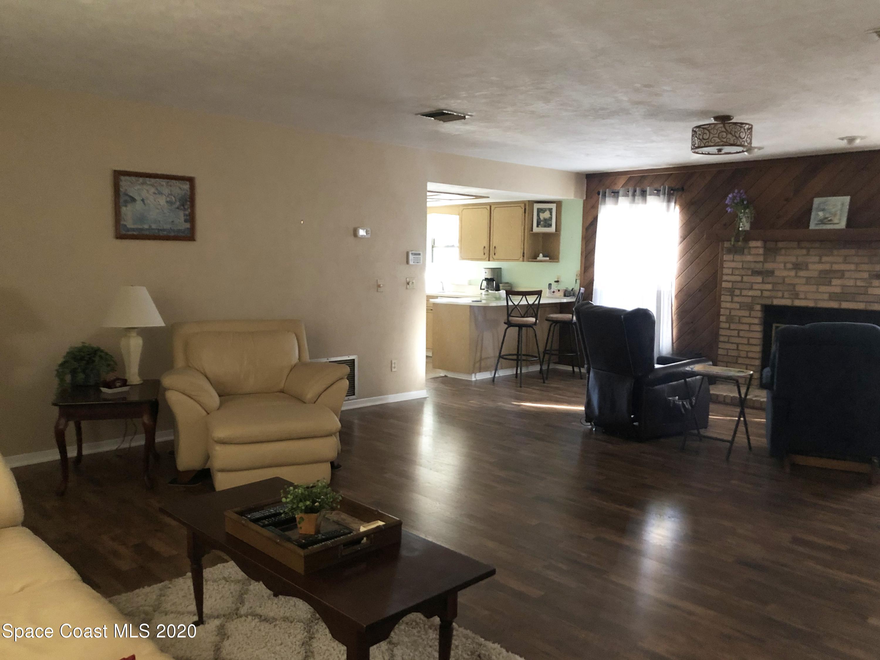 3627 Canal Road Edgewater, FL 32141 - Photo 10 of 33 11-living room 9