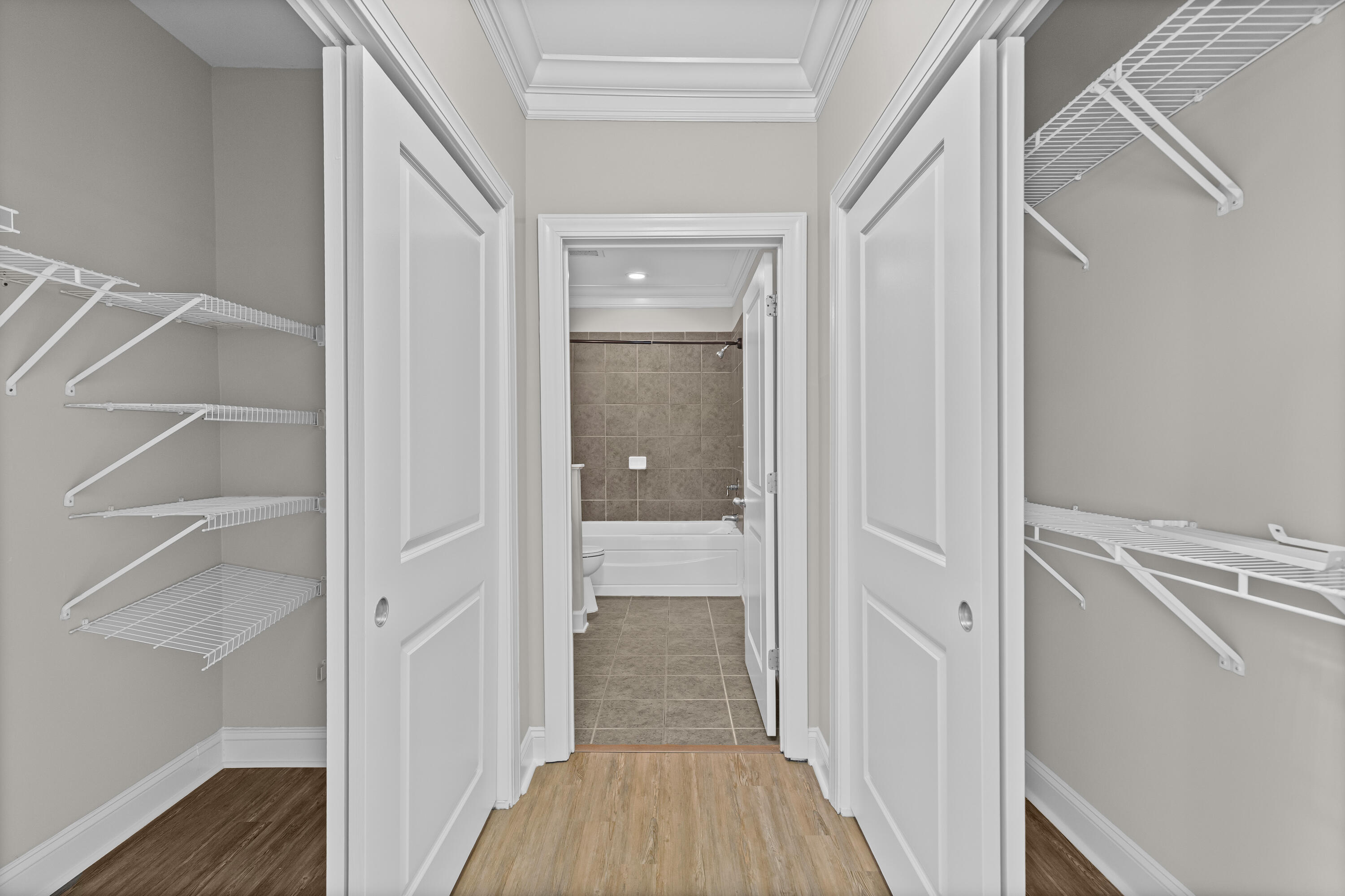 2000 Belle Isle Avenue, Unit 106 Mount Pleasant, SC 29464 - Photo 19 of 26 1G1A0893