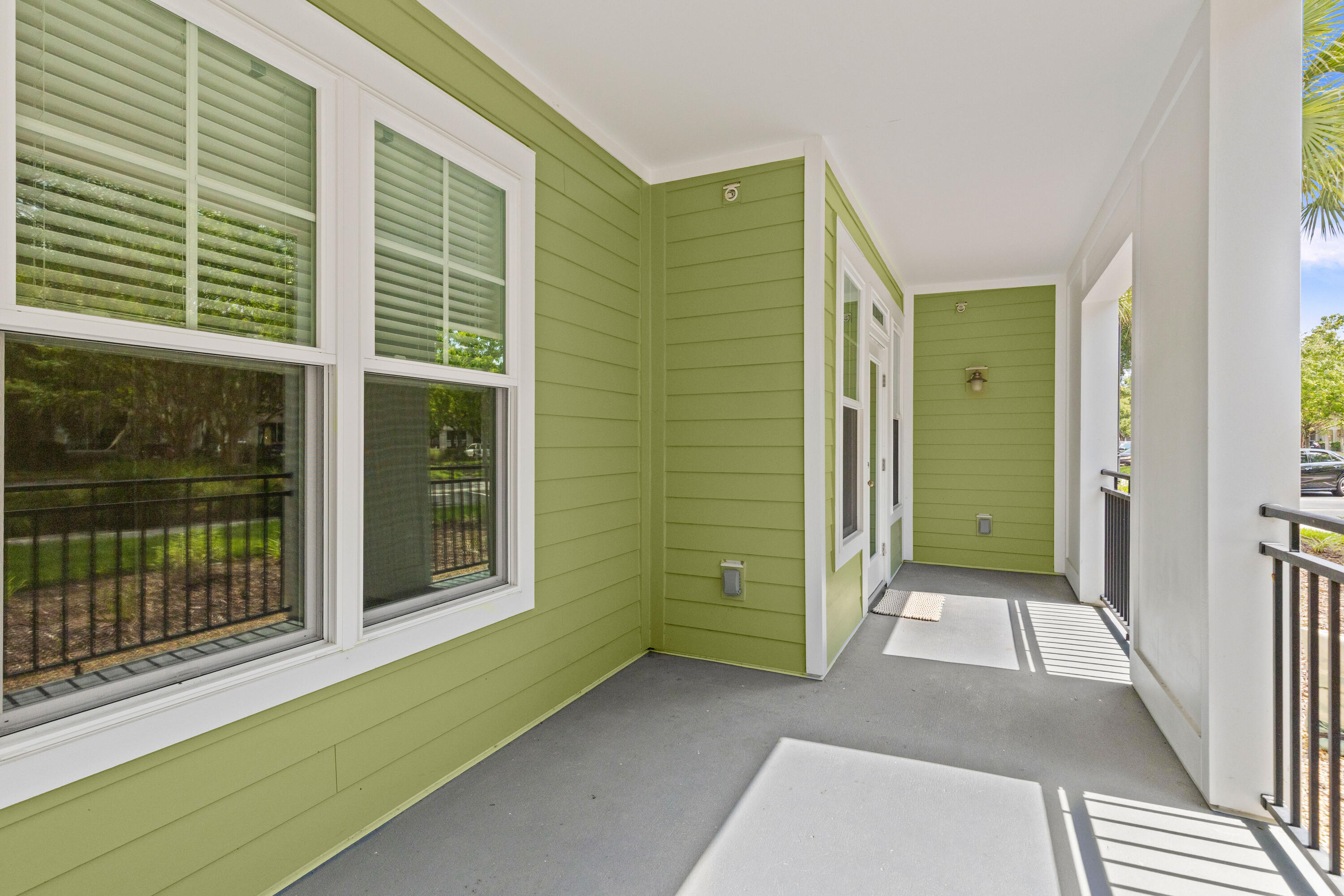 2000 Belle Isle Avenue, Unit 106 Mount Pleasant, SC 29464 - Photo 5 of 26 1G1A0907