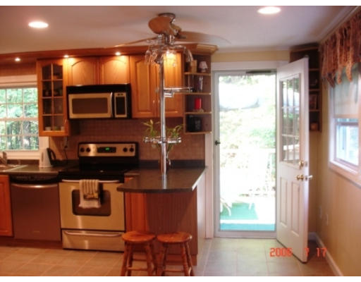 63 Madison Road Tewksbury, MA 01876 - Photo 10 of 21 Gallery Image 10