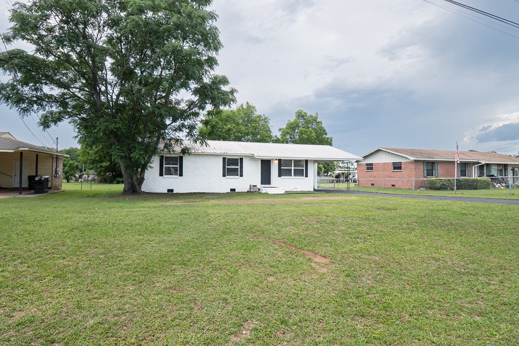 213 Rock Creek Road Headland, AL 36345 - Photo 3 of 42