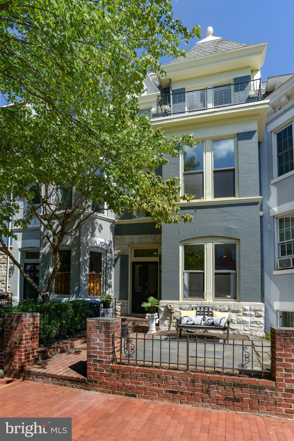 215 9th Street Northeast Washington, DC 20002 - Photo 1 of 26 Grand Three-Story Facade