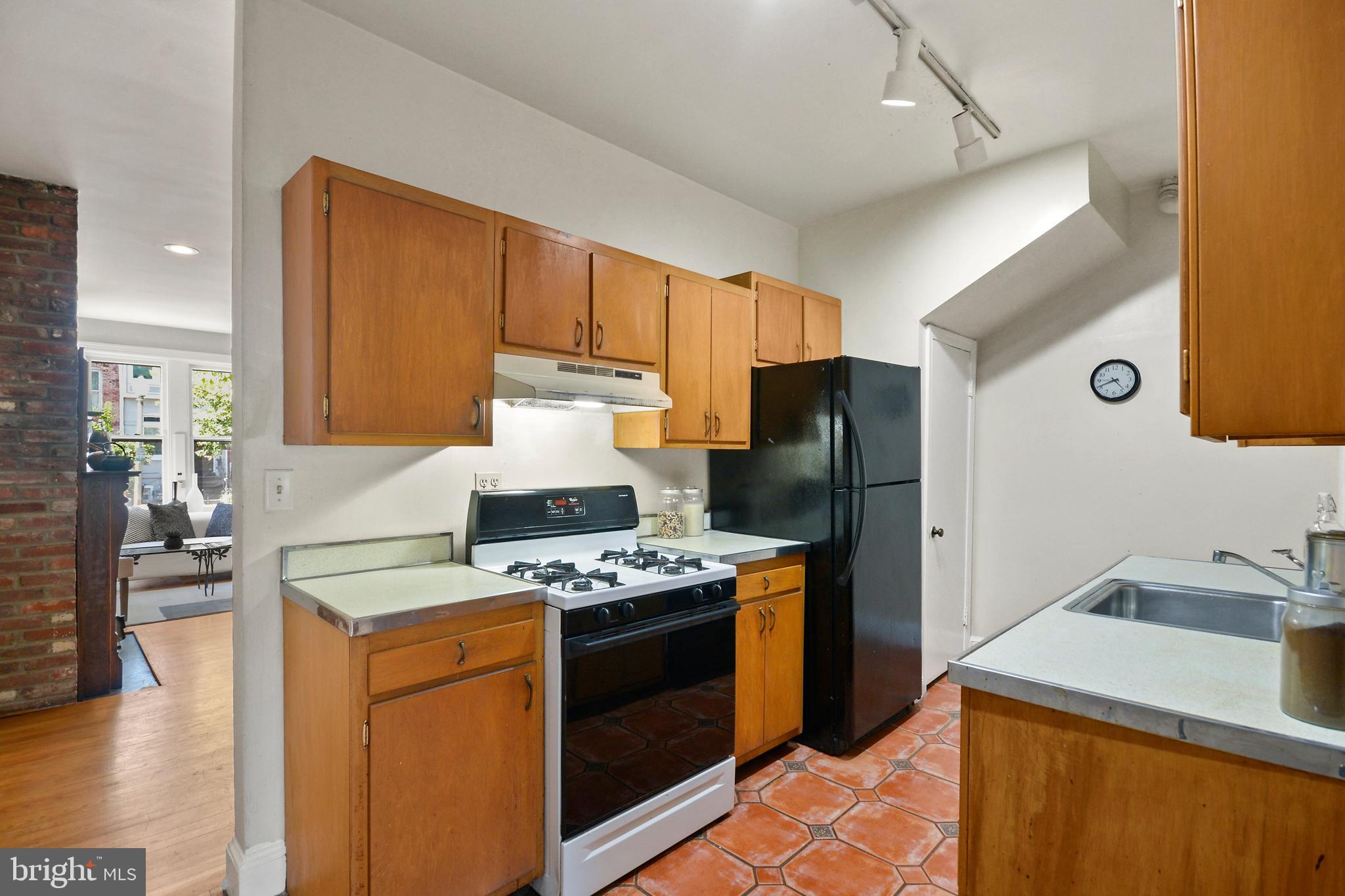 215 9th Street Northeast Washington, DC 20002 - Photo 7 of 26 Kitchen Area adjacent to dining