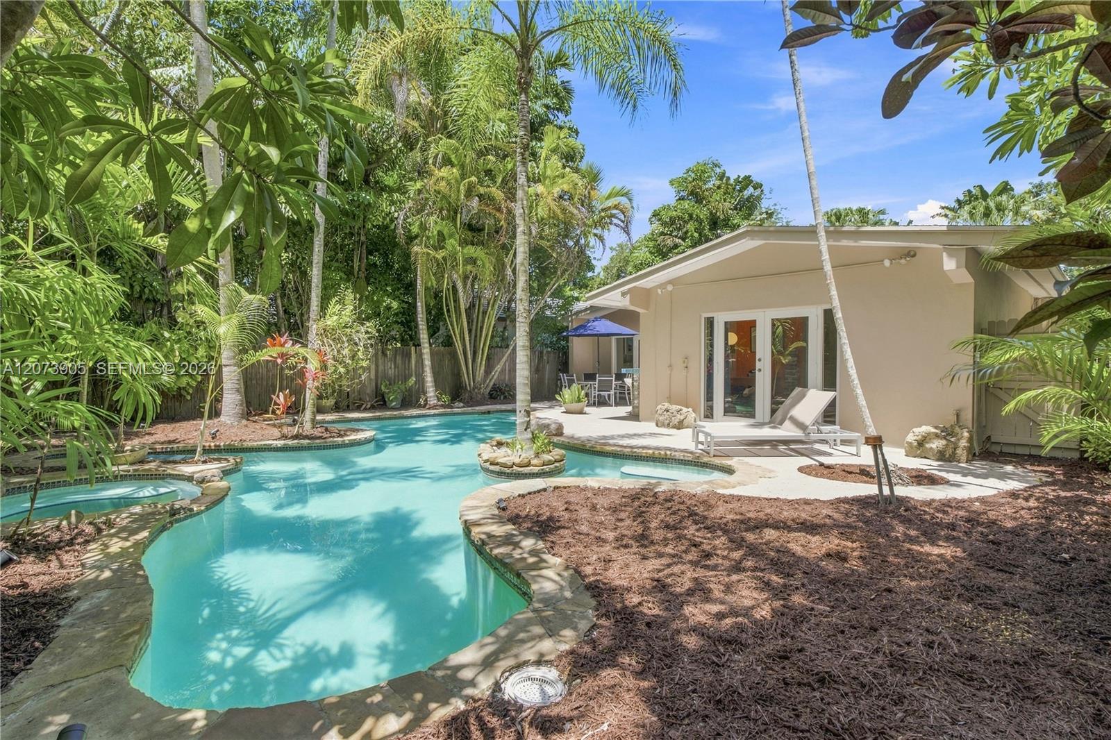 4110 Battersea Road Miami, FL 33133 - Photo 27 of 32 Gallery Image 27