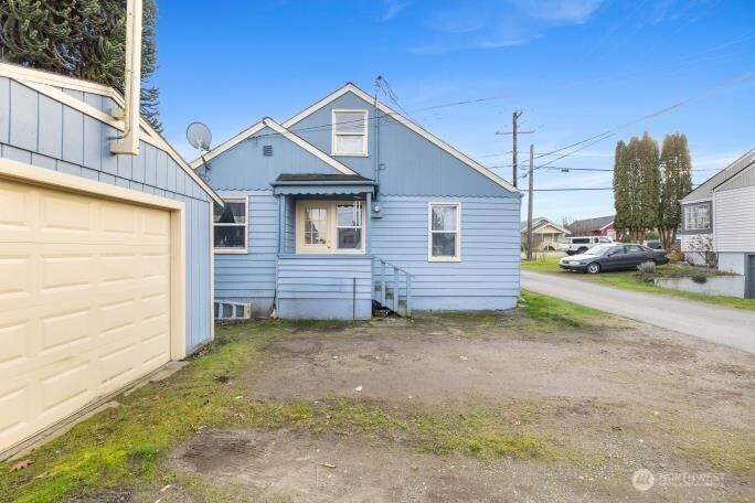 3013 19th Street Everett, WA 98201 - Photo 5 of 31