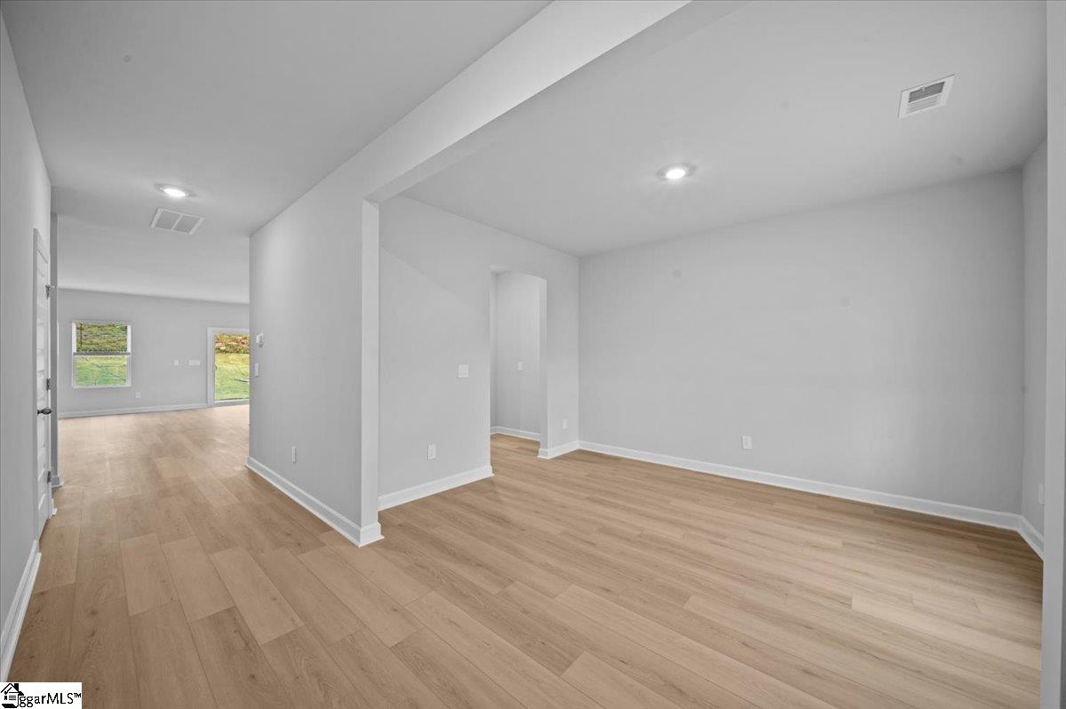 217 Tantalus Street Gray Court, SC 29645 - Photo 4 of 40