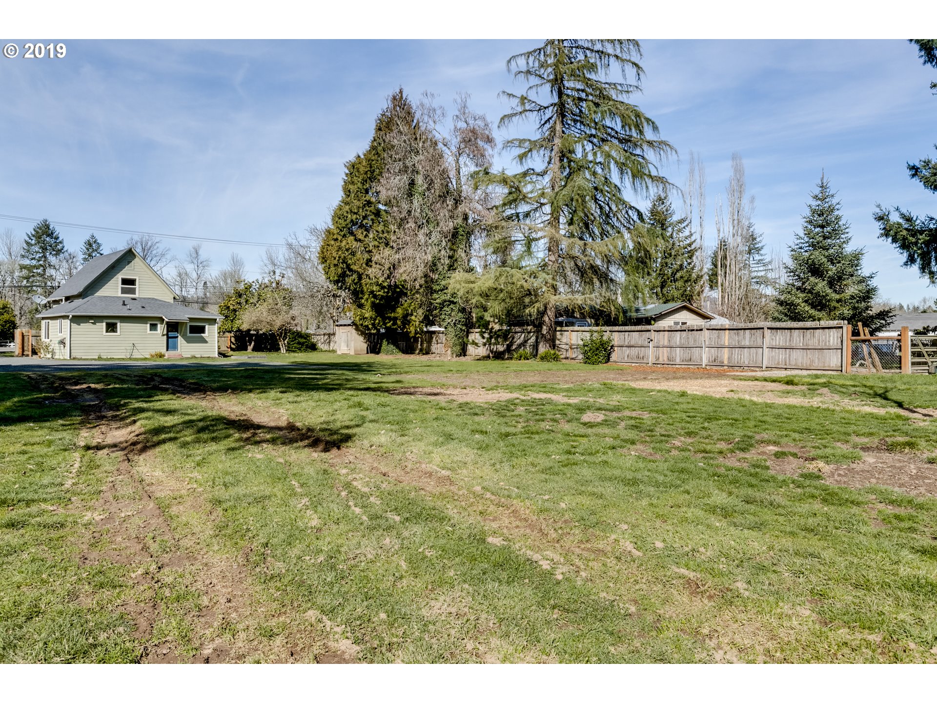 38424 McKenzie Highway Springfield, OR 97478 - Photo 26 of 32 Gallery Image 26