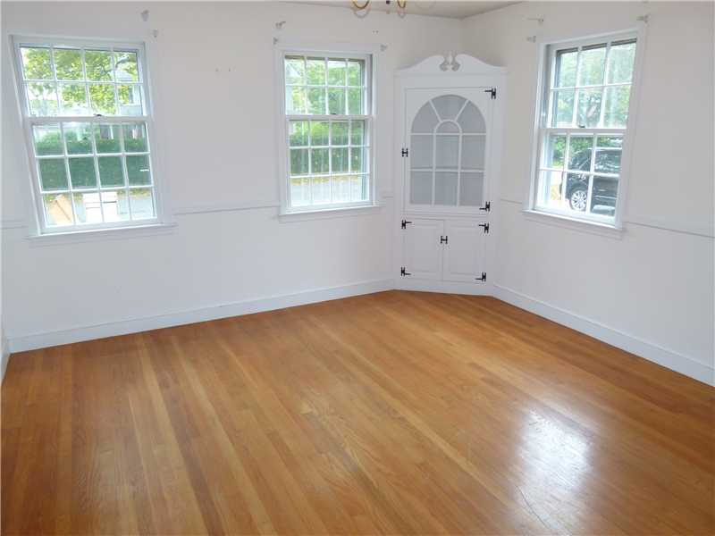 88 Claflin Road Warwick, RI 02886 - Photo 4 of 25 Dining Room.