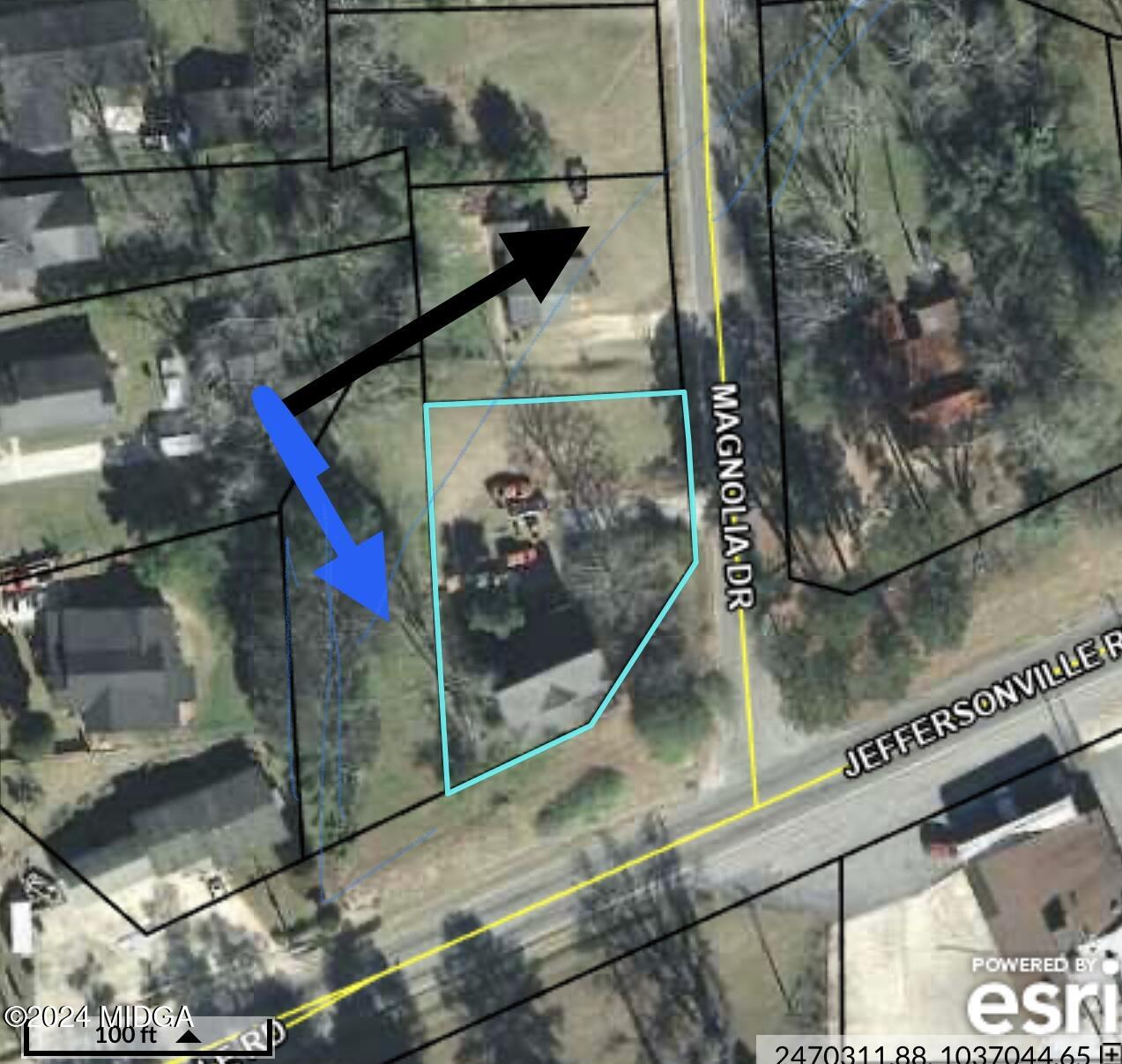 1336 Jeffersonville Road Macon, GA 31217 - Photo 6 of 6 a view of swimming pool with a outdoor seating