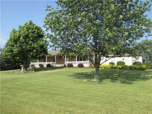 2863 Summit Road Southwest Pataskala, OH 43062 - Photo 2 of 23