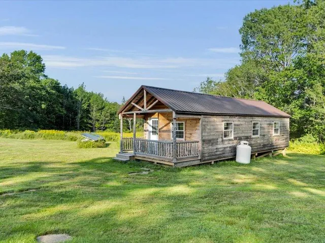 $690,000 | 232 South Street, Blue Hill, ME 04614