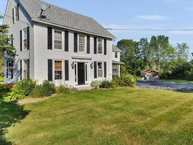 $690,000 | 232 South Street, Blue Hill, ME 04614