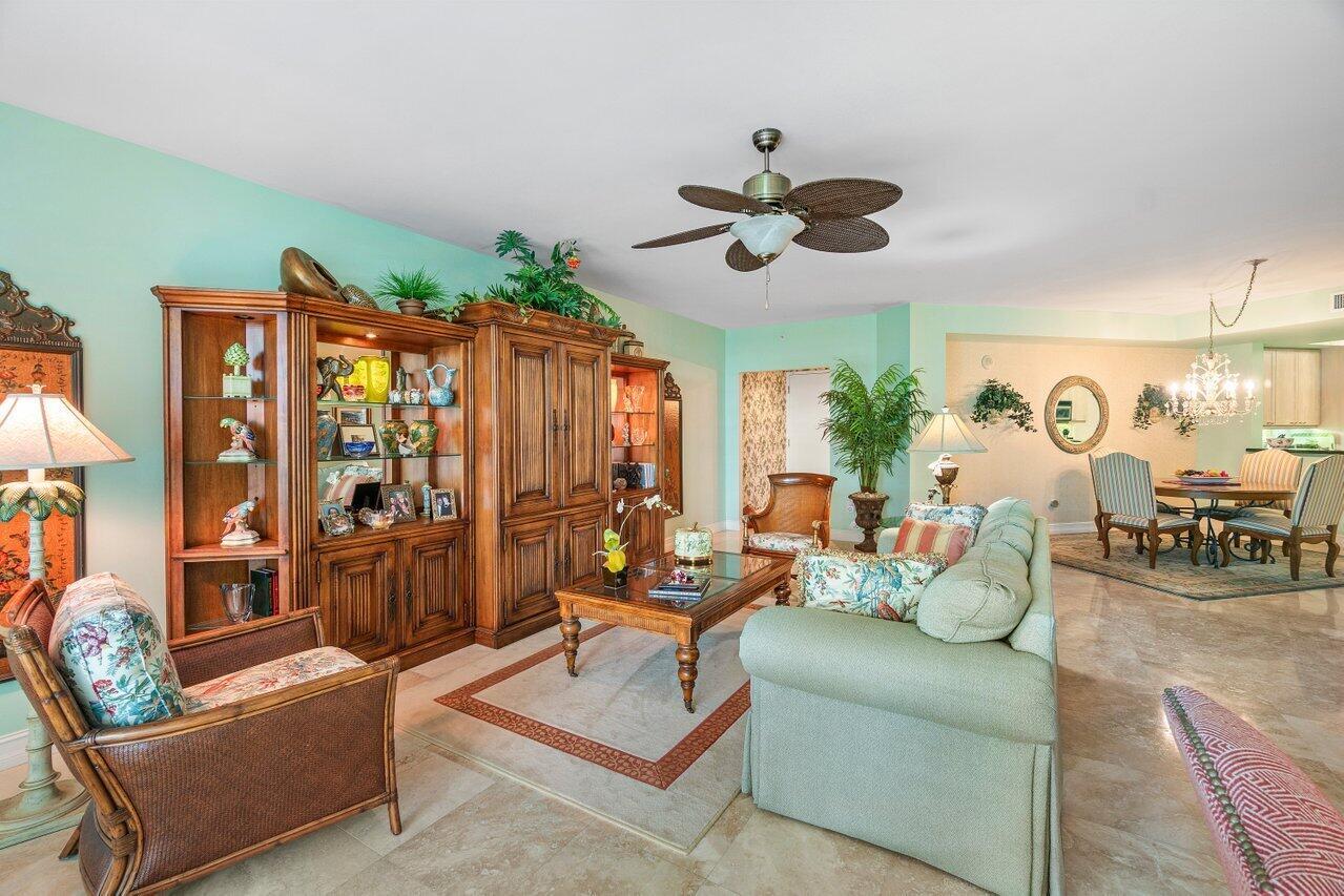 550 Southeast Mizner Boulevard, Unit B506 Boca Raton, FL 33432 - Photo 13 of 53 009-550SoutheastMiznerBoulevard-UnitB506