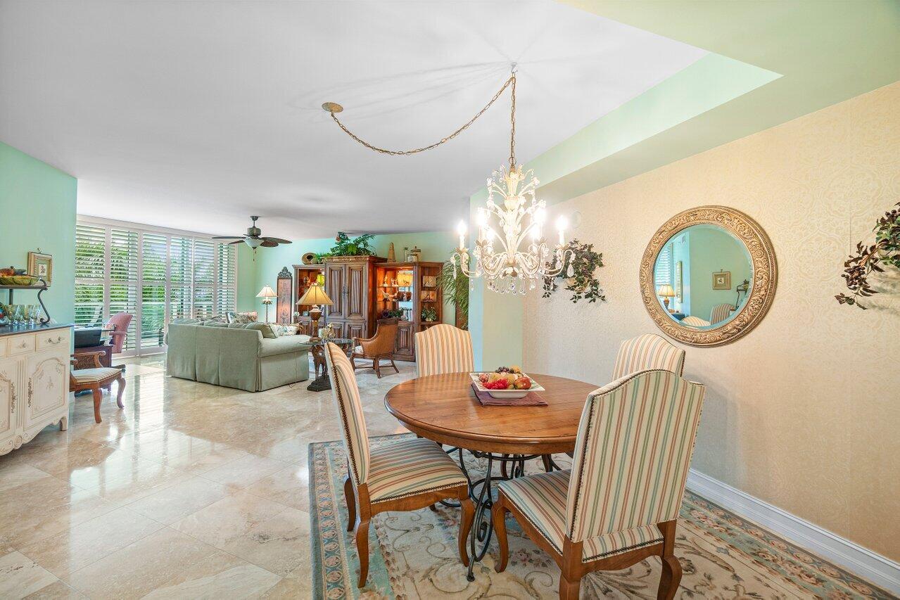 550 Southeast Mizner Boulevard, Unit B506 Boca Raton, FL 33432 - Photo 16 of 53 Dining Area