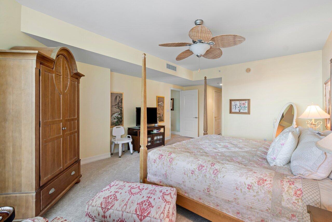 550 Southeast Mizner Boulevard, Unit B506 Boca Raton, FL 33432 - Photo 24 of 53 Primary Suite