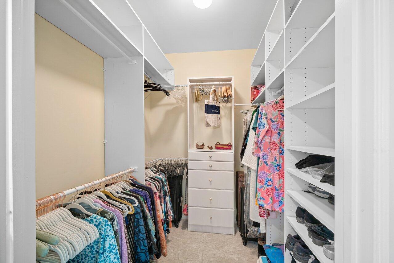 550 Southeast Mizner Boulevard, Unit B506 Boca Raton, FL 33432 - Photo 26 of 53 Primary Closet